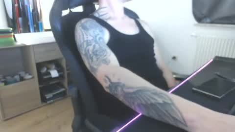 Chriz online show from 12-02-24, 05:37