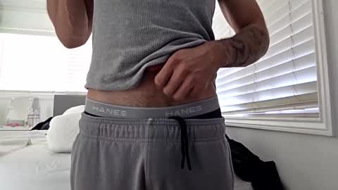 Snapshot of cappinrc8 chatting on 12-18-25, 07:42 cappinrc8 online show from 12-18-25, 07:42