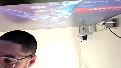 Snapshot of cappinrc8 chatting on 12-21-25, 08:05 cappinrc8 online show from 12-21-25, 08:05