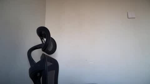 Emma online show from 10-29-25, 06:37