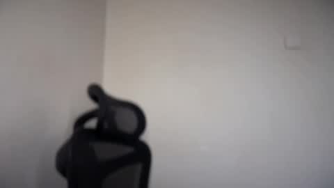 Emma online show from 12-03-25, 06:43