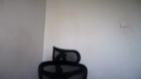 Emma online show from 04-24-26, 07:22