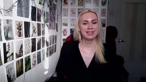 Capricious Scorpio Afa online show from 03-20-26, 01:16