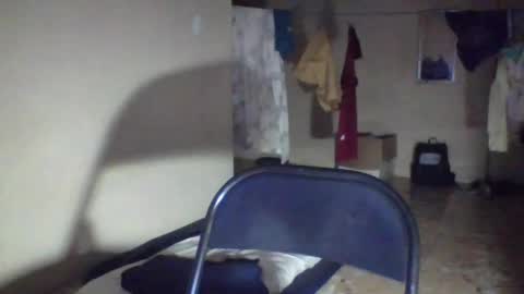Snapshot of captainfox_ chatting on 05-25-26, 01:33 captainfox_ online show from 05-25-26, 01:33