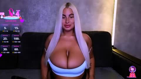 Snapshot of cara__harris chatting on 06-22-26, 09:23 . . online show from 06-22-26, 09:23