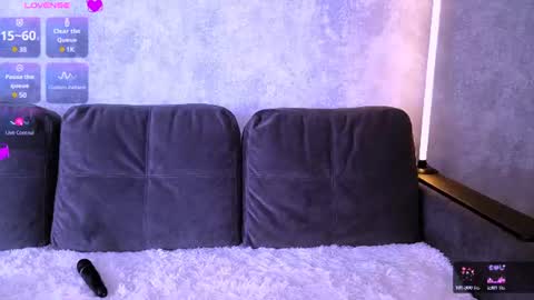 Snapshot of cara__harris chatting on 07-06-26, 03:03 . . online show from 07-06-26, 03:03
