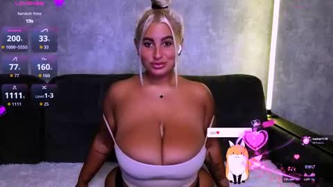 Snapshot of cara__harris chatting on 07-09-26, 07:07 . . online show from 07-09-26, 07:07