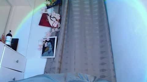 Amy online show from 11-08-25, 03:07