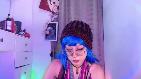 Amy online show from 11-12-25, 02:56