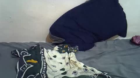 caramel_flames online show from 12-03-25, 06:21