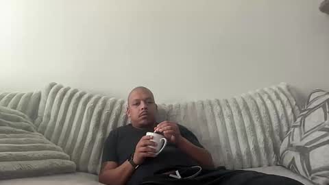 caramelizedzeus online show from 11-12-25, 03:45