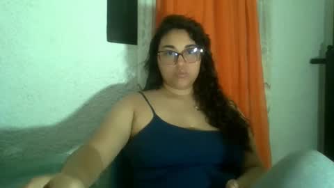Snapshot of caramelo945256 chatting on 05-29-26, 09:29 LILI online show from 05-29-26, 09:29