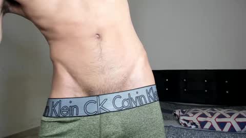 Snapshot of cardrey05 chatting on 01-08-25, 12:15 Carlos and Cristian online show from 01-08-25, 12:15