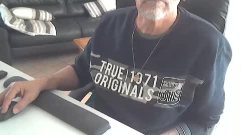 Snapshot of cargo69 chatting on 12-22-24, 11:11 cargo69 online show from 12-22-24, 11:11