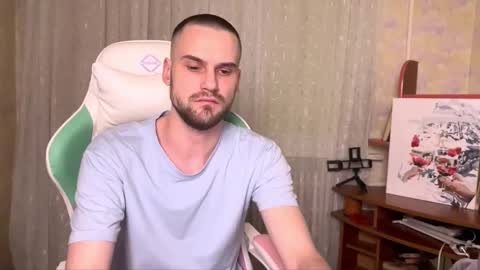 Snapshot of cari_2you chatting on 11-30-25, 07:29 Cari online show from 11-30-25, 07:29