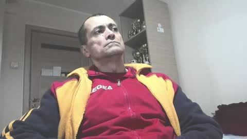 Snapshot of carin_the_body chatting on 02-11-25, 12:06 Laz online show from 02-11-25, 12:06