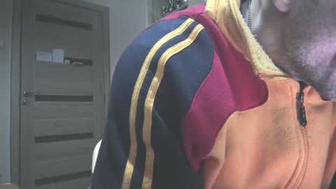 Snapshot of carin_the_body chatting on 02-28-25, 09:01 Laz online show from 02-28-25, 09:01