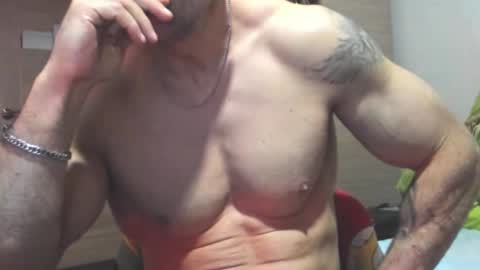 Snapshot of carin_the_body chatting on 11-06-25, 09:05 Laz online show from 11-06-25, 09:05