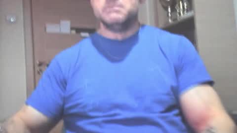 Snapshot of carin_the_body chatting on 11-15-25, 09:00 Laz online show from 11-15-25, 09:00