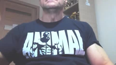 Snapshot of carin_the_body chatting on 12-03-25, 06:17 Laz online show from 12-03-25, 06:17