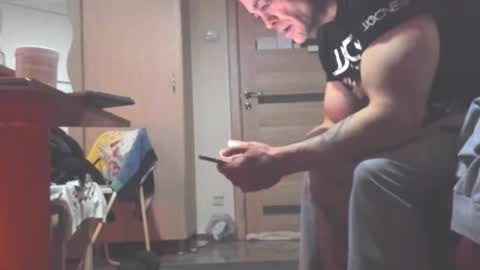 Snapshot of carin_the_body chatting on 12-14-25, 10:09 Laz online show from 12-14-25, 10:09