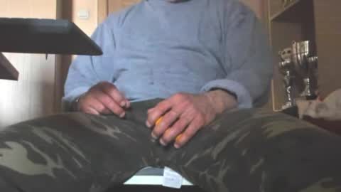 Laz online show from 04-23-26, 03:36