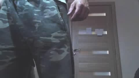 Snapshot of carin_the_body chatting on 05-12-26, 06:32 Laz online show from 05-12-26, 06:32
