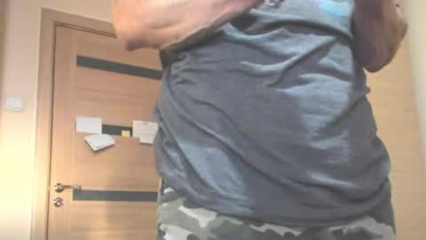 Snapshot of carin_the_body chatting on 05-19-26, 03:13 Laz online show from 05-19-26, 03:13