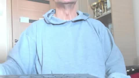 Snapshot of carin_the_body chatting on 05-22-26, 11:05 Laz online show from 05-22-26, 11:05