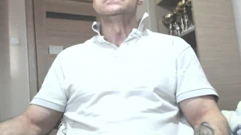 Snapshot of carin_the_body chatting on 06-14-26, 03:14 Laz online show from 06-14-26, 03:14