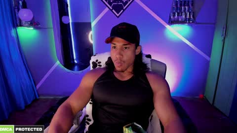 Snapshot of carl_smithh chatting on 12-03-24, 04:03 Carl online show from 12-03-24, 04:03