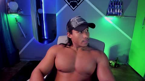 Snapshot of carl_smithh chatting on 02-07-25, 05:10 Carl online show from 02-07-25, 05:10