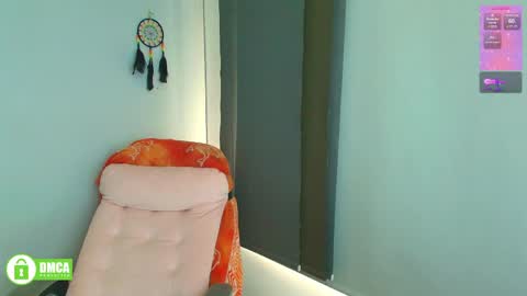 Carla online show from 04-15-26, 09:04