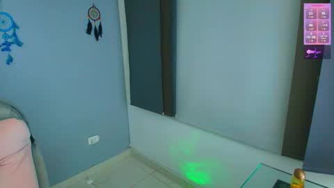 Carla online show from 04-24-26, 05:21