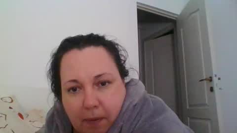 Snapshot of carlaruth chatting on 11-04-25, 05:01 Carlaruth online show from 11-04-25, 05:01