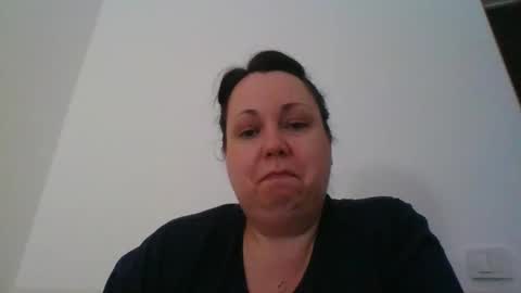 Snapshot of carlaruth chatting on 11-11-25, 04:45 Carlaruth online show from 11-11-25, 04:45