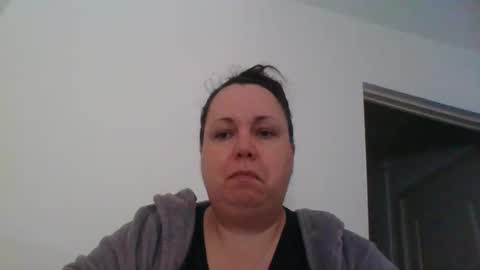 Snapshot of carlaruth chatting on 11-17-25, 03:23 Carlaruth online show from 11-17-25, 03:23
