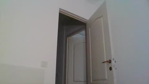 Snapshot of carlaruth chatting on 12-03-25, 04:53 Carlaruth online show from 12-03-25, 04:53