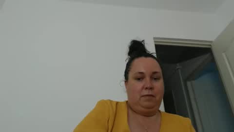 Carlaruth online show from 04-29-26, 04:33