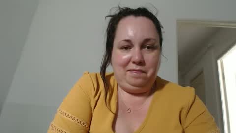 Snapshot of carlaruth chatting on 06-02-26, 03:25 Carlaruth online show from 06-02-26, 03:25