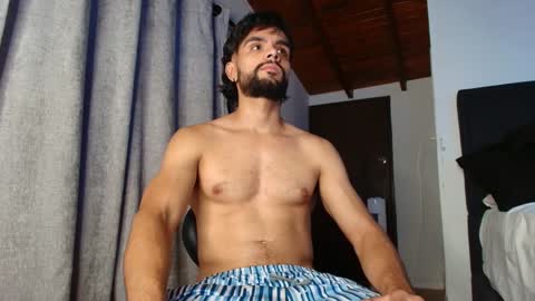 Snapshot of carlbadams96 chatting on 02-01-25, 02:16 sebasfit online show from 02-01-25, 02:16