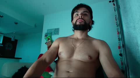 Snapshot of carlbadams96 chatting on 01-08-26, 01:08 sebasfit online show from 01-08-26, 01:08