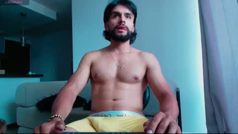 Snapshot of carlbadams96 chatting on 03-28-26, 07:57 sebasfit online show from 03-28-26, 07:57