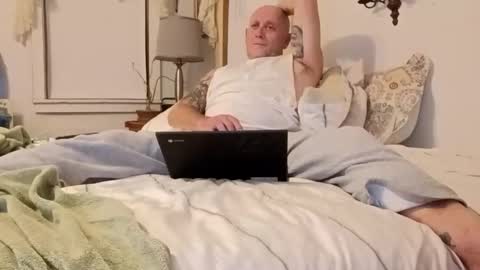 carldhammers online show from 12-01-25, 01:54