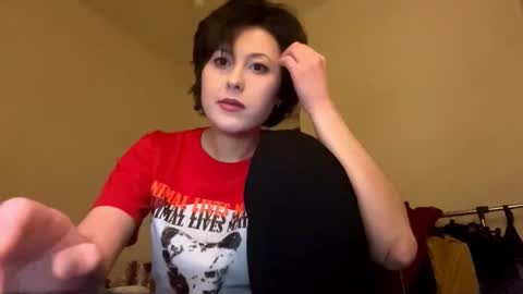 Amy online show from 03-06-26, 06:37