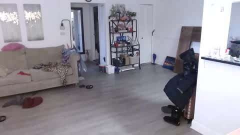 Carlie online show from 11-22-25, 03:55