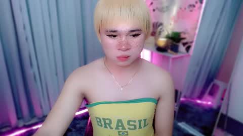 Snapshot of carlo_bigcock69 chatting on 09-19-25, 05:02 carlo_bigcock69 online show from 09-19-25, 05:02