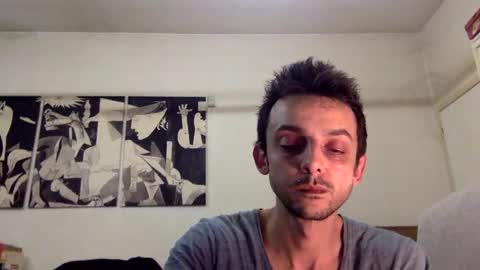 Snapshot of carlos037tm chatting on 03-04-25, 07:43 Carlos online show from 03-04-25, 07:43