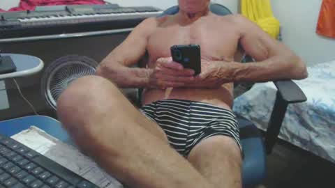 carlos online show from 12-02-24, 01:47