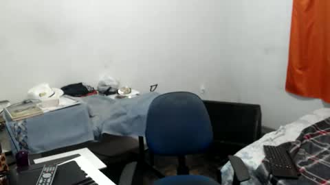 carlos online show from 05-27-26, 01:57